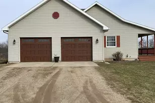 2665 E Moore Rd, Grant, MI 49327 - Photo 6