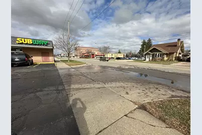 322 S Cochran Avenue #Suite B, Charlotte, MI 48813 - Photo 12