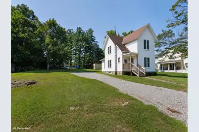 211 W Maple Street, Camden, MI 49232 - Photo 2