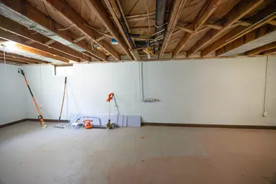 111 S State Street, Paw Paw, MI 49079 - Photo 26