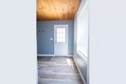 111 S State Street, Paw Paw, MI 49079 - Photo 16