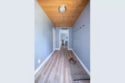 111 S State Street, Paw Paw, MI 49079 - Photo 18