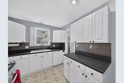 21824 S Elizabeth Street E, Saint Clair Shores, MI 48080 - Photo 12