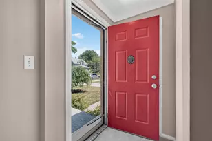21824 S Elizabeth Street E, Saint Clair Shores, MI 48080 - Photo 4