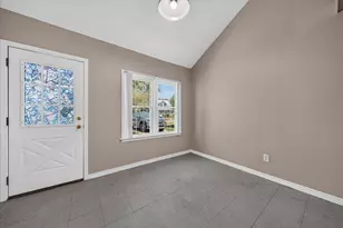 21824 S Elizabeth Street E, Saint Clair Shores, MI 48080 - Photo 16
