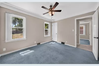 21824 S Elizabeth Street E, Saint Clair Shores, MI 48080 - Photo 22