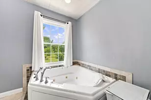 123 N Grand Pointe Dr, Brooklyn, MI 49230 - Photo 30
