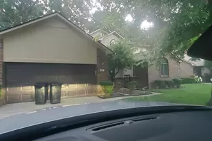 6257 Gatewood, West Bloomfield, MI 48322 - Photo 2