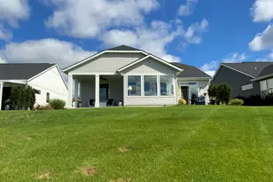 2942 Isle Water Dr, Belmont, MI 49306 - Photo 10