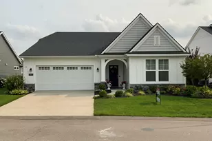 2942 Isle Water Dr, Belmont, MI 49306 - Photo 2