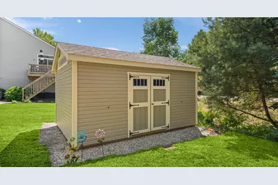 947 Ashlee Court, Muskegon, MI 49441 - Photo 32