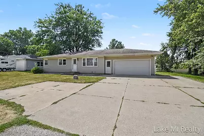 2238 52nd Street SW, Wyoming, MI 49519 - Photo 1