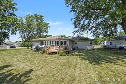 2238 52nd Street SW, Wyoming, MI 49519 - Photo 4