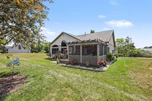 404 Vienna Ln, Fremont, MI 49412 - Photo 32