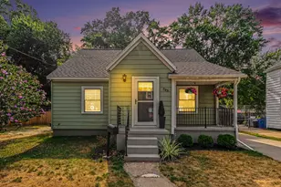 703 Garfield Ave NW, Grand Rapids, MI 49504 - Photo 1