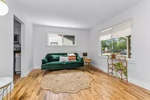 590 Bagley Ave, Ypsilanti, MI 48198 - Photo 8
