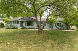 8433 Newells Ln, Portage, MI 49002 - Photo 2