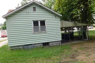 157 Harrison St, Manistee, MI 49660 - Photo 6