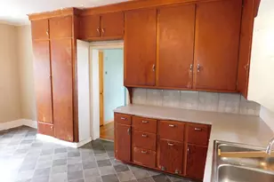 157 Harrison St, Manistee, MI 49660 - Photo 12