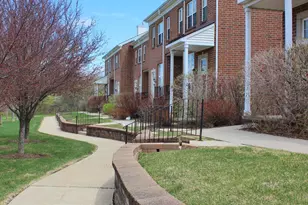 1924 Lindsay Ln, Ann Arbor, MI 48104 - Photo 2