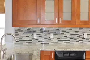 1924 Lindsay Ln, Ann Arbor, MI 48104 - Photo 10