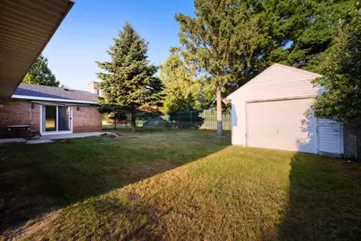 8807 Lake Park Drive, Onekama, MI 49675 - Photo 34