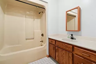 2474 E Vw Ave E, Vicksburg, MI 49097 - Photo 16