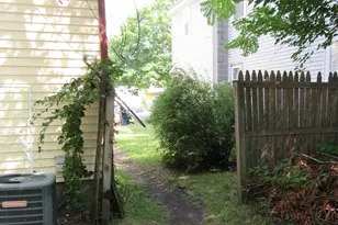1167 Lafayette Ave SE, Grand Rapids, MI 49507 - Photo 2