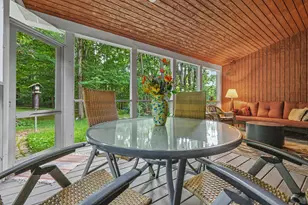 22727 Sunset Dr, Kalamazoo, MI 49009 - Photo 24