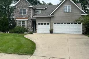 8243 Heathertree Ln, Brighton, MI 48116 - Photo 88