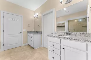 8243 Heathertree Ln, Brighton, MI 48116 - Photo 48