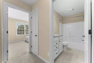 8243 Heathertree Ln, Brighton, MI 48116 - Photo 64