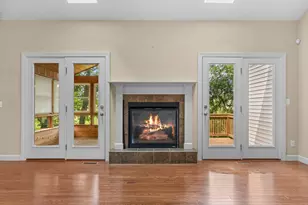 8243 Heathertree Ln, Brighton, MI 48116 - Photo 14