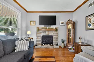 504 N Center St, Northville, MI 48167 - Photo 16