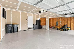 6673 Maria Dr, Hudsonville, MI 49426 - Photo 12