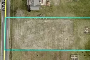 2725 S Cleveland Ave, Saint Joseph, MI 49085 - Photo 1