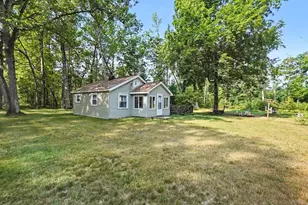 12577 N Mundy Ave, Bitely, MI 49309 - Photo 2