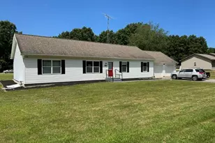 4289 Arrow Wood Curve, Benton Harbor, MI 49022 - Photo 2