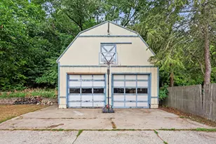 1914 Lake Ave, Muskegon, MI 49445 - Photo 8