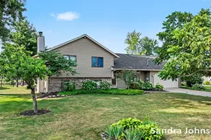 12725 Park Dr, Wayland, MI 49348 - Photo 2