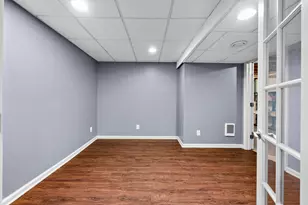 1189 Glenpointe Ct, Bloomfield Hills, MI 48304 - Photo 34