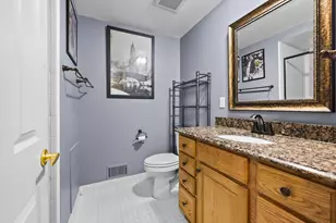 1189 Glenpointe Ct, Bloomfield Hills, MI 48304 - Photo 22
