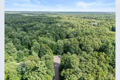 11890 Sandy Oak Court NE, Cedar Springs, MI 49319 - Photo 2