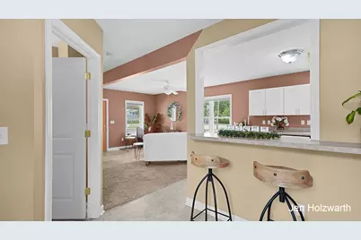 122 E Kent Street, Grand Ledge, MI 48837 - Photo 14