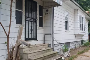 2202 Swayze St, Flint, MI 48503 - Photo 2