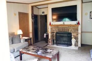 79 Hawley St, Quincy, MI 49082 - Photo 6