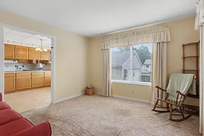 2901 Hartline Drive, Rochester Hills, MI 48309 - Photo 6