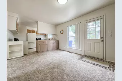 32339 Chalfonte Drive, Warren, MI 48092 - Photo 8