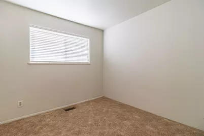32339 Chalfonte Drive, Warren, MI 48092 - Photo 14
