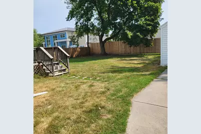 8019 Lake Wood Drive, Portage, MI 49002 - Photo 8